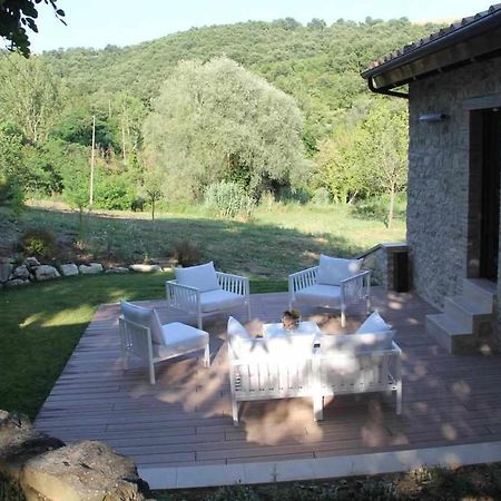 Molino Dei Ciliegi Splendida Villa In Umbria San Venanzo Exterior photo