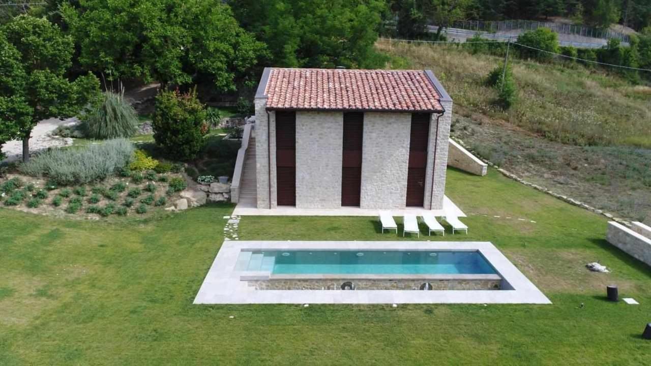 Molino Dei Ciliegi Splendida Villa In Umbria San Venanzo Exterior photo